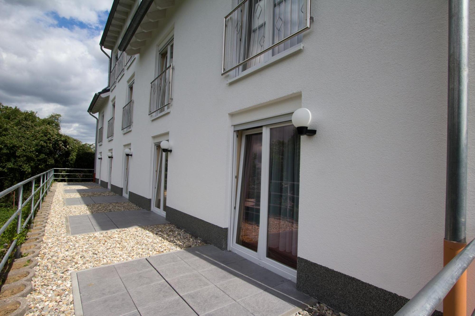 Hotel Rhein-Mosel-View Urbar  Экстерьер фото