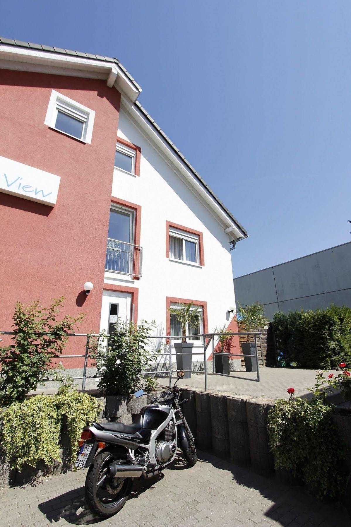 Hotel Rhein-Mosel-View Urbar  Экстерьер фото